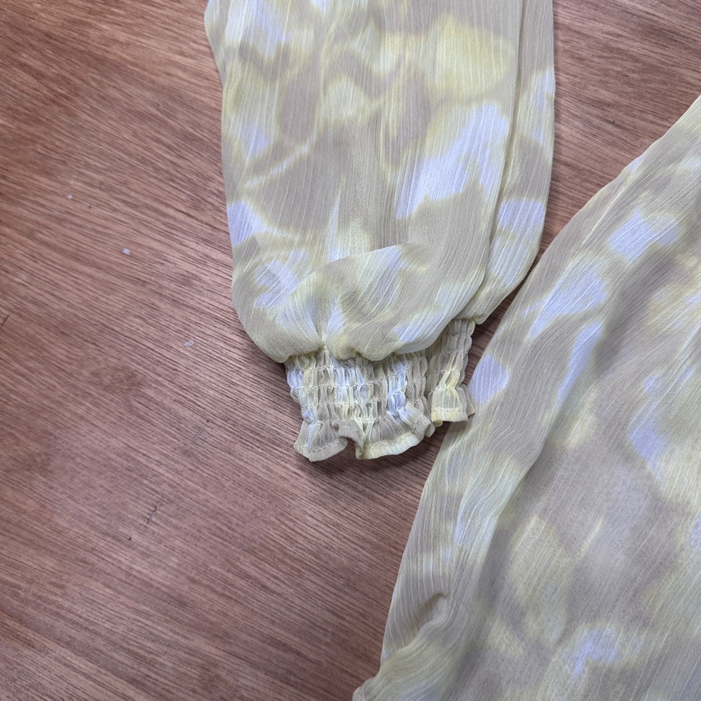 Simply Vera Vera Wang Yellow Floral Sheer Blouse Layered Medium - Picture 3 of 8